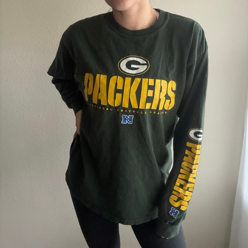 Green Bay Packers NFL Green Longsleeve Tee y2k sporty tailgate lambeau field